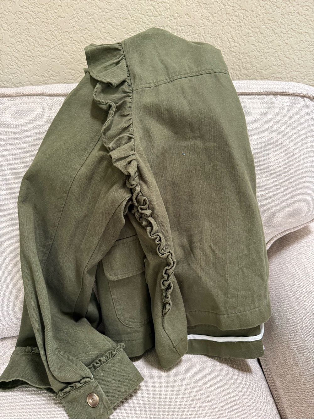 Dolan Ruffle Trim Utility Jacket - Olive Green NWT - Picture 3 of 7